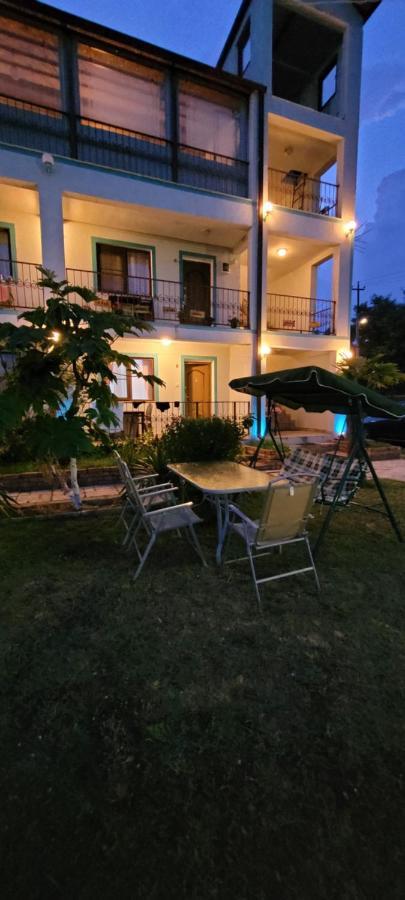 Apsa Butik Hotel Sukhumi Exterior photo